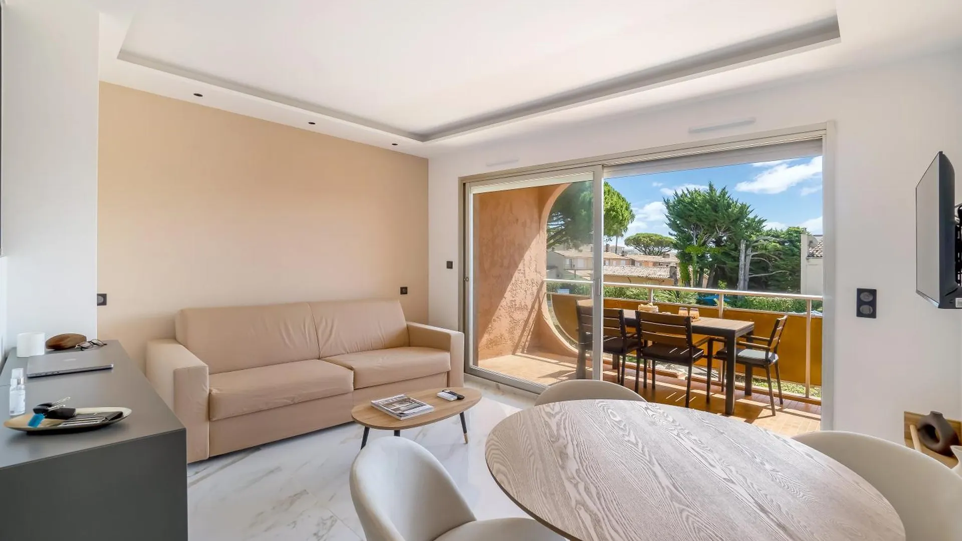 Eden Azur - Residence Hoteliere Golfe-Juan Aparthotel