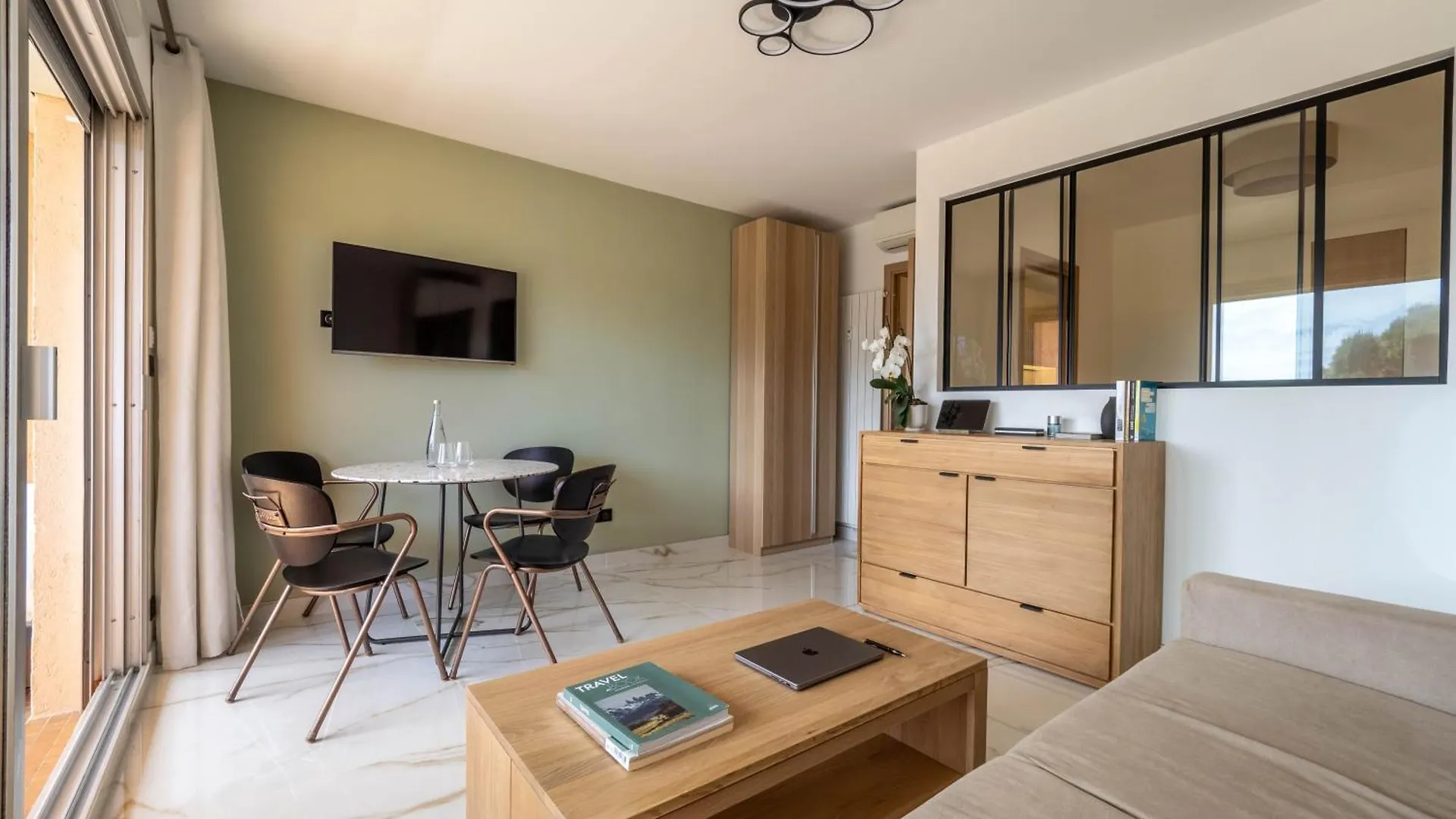 Eden Azur - Residence Hoteliere Golfe-Juan Francia
