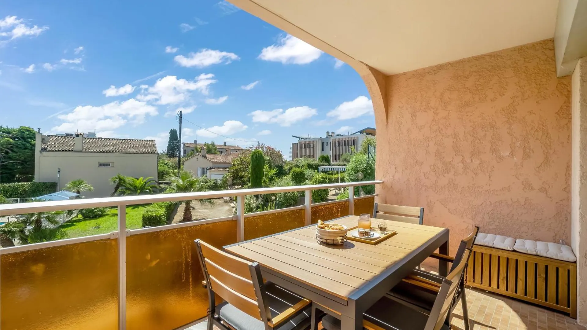 Eden Azur - Residence Hoteliere Golfe-Juan