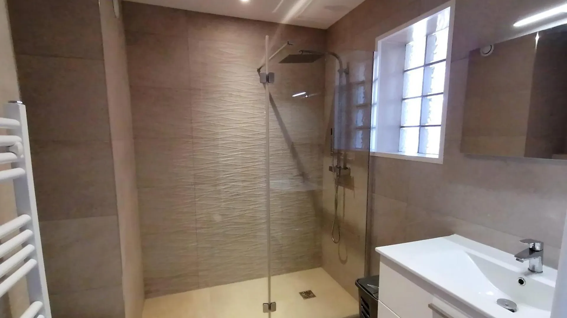 Eden Azur - Residence Hoteliere Golfe-Juan 2*,